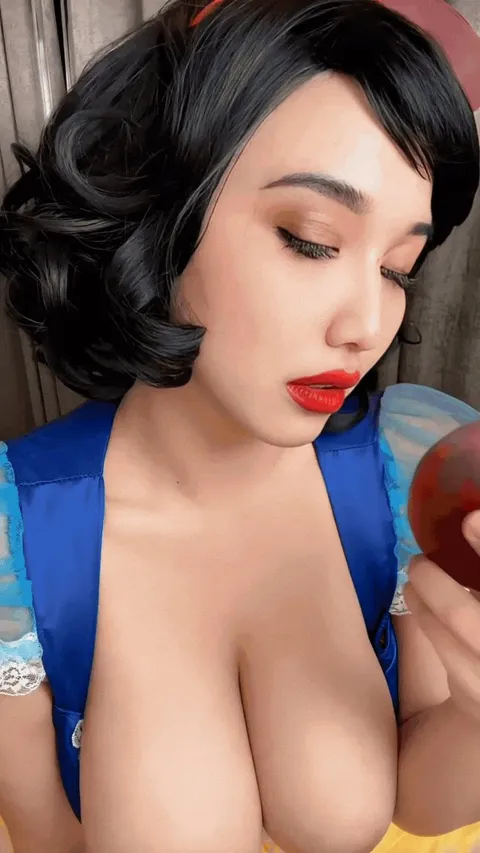 Snow White (Aria) [Snow White and the seven dwarves]