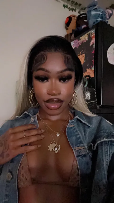 Don’t act like you don’t need me baby💋