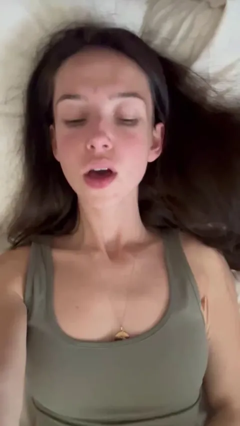 Call me a slut and Make my face your cum dump today