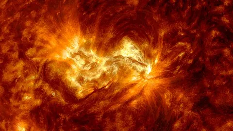 Sunspots AR3691 (ex AR3663) is now pointing toward the Earth (Credit: NASA/SDO)