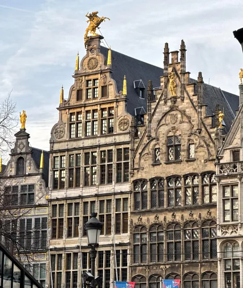 A day in Antwerp, Belgium, autumn 2025.