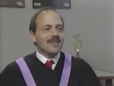 World's fastest talking man, John Moschitta Jr., sings Michael Jackson's 'Bad' in 20 seconds.