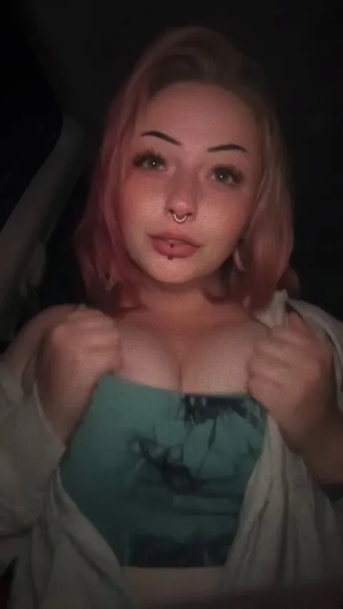 Tiny emo slut with big tits drop