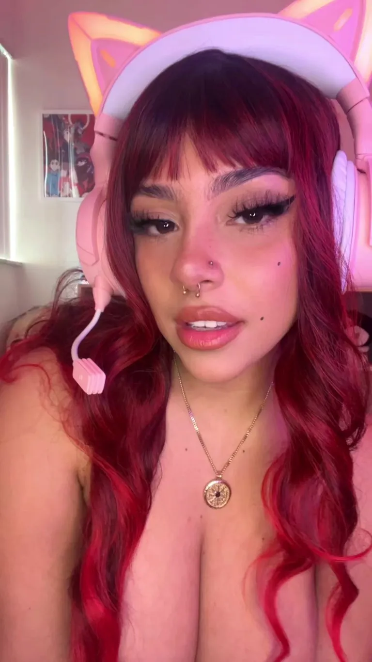 My application to be your goth gf!