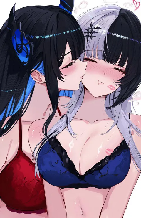 Nerissa &amp; Shiori kiss [Hololive]