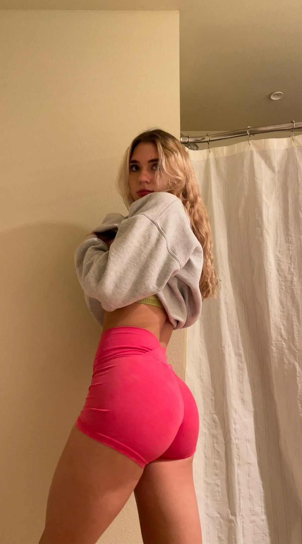 would you cheat on your wife with me?