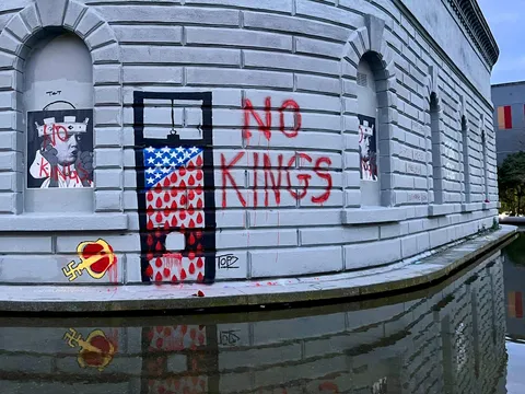 [OC] uncomissioned public art for the Seattle No Kings protest