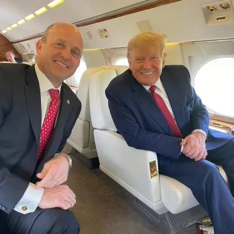 Donald Trump and Kevin Roberts (the architect behind Project 2025)