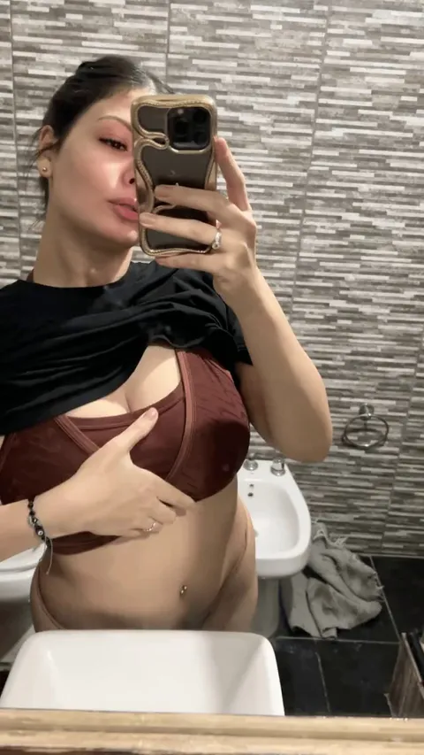 they make a nice cum target [drop]