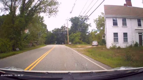 [OC] Semi in the middle of tiny road