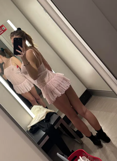 F25 wife who loves to show off and be stretched 💕
