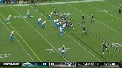 [Highlight] Absurd deflection results in an interception