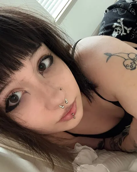 Goth morning selfie [F]