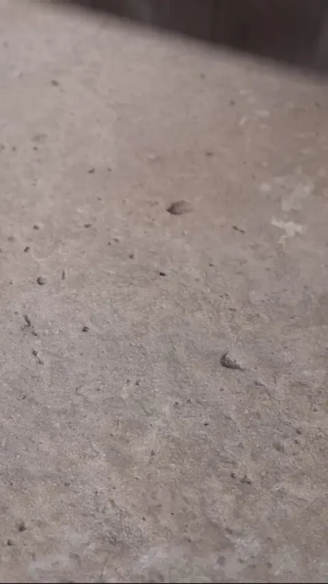 Casting copper hammer out of scraps. Source: AlmostPerfectRestoration