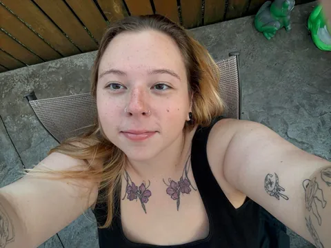 26f i keep getting ghosted, tell me why!