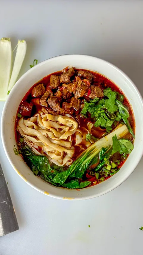 [homemade] Taiwanese Braised Beef Noodle Soup