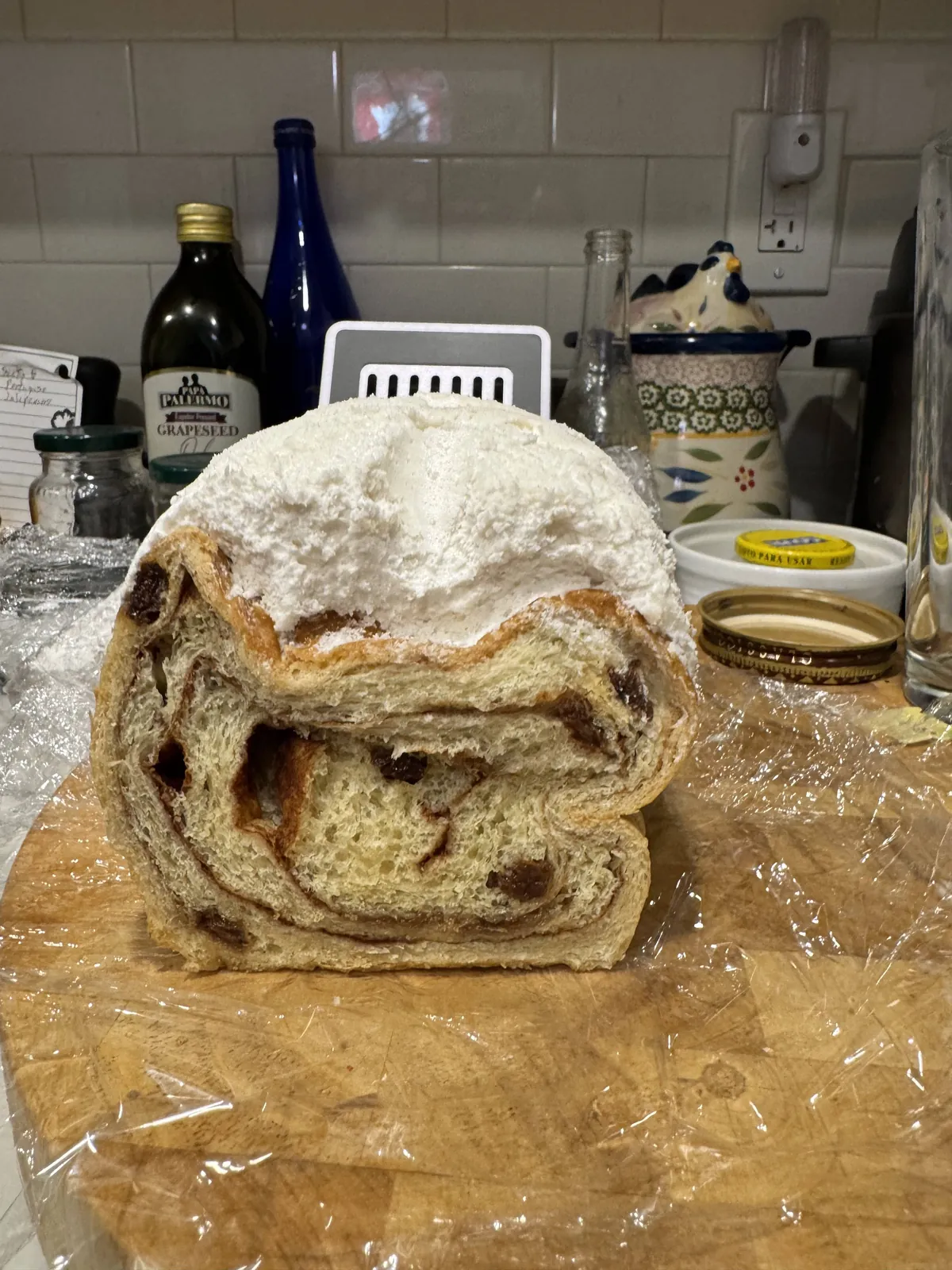 The bakery I bought this from used 1/2 inch of icing to hide the actual shape of the loaf.