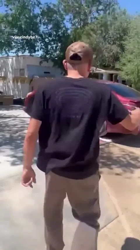 The pain of living away from family (📹 cindybe7)