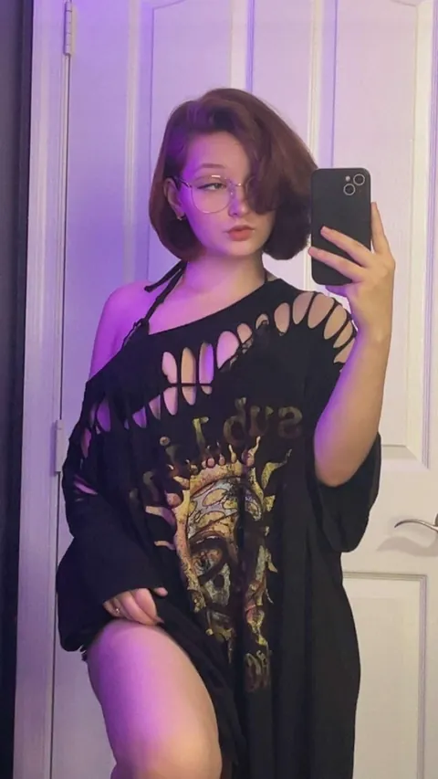 19f Roast and toast me 🥀