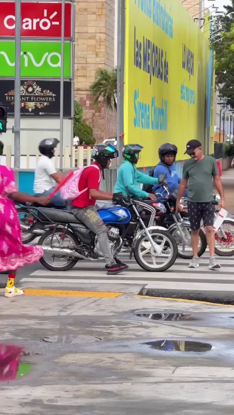 Don't stop on the crosswalk.