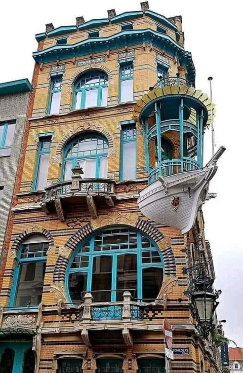 Five Continents House - Antwerp, Belgium