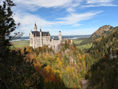 Neuschwanstein Castle in October 2024 (with bonus Oberammergau and Schloss Linderhof)