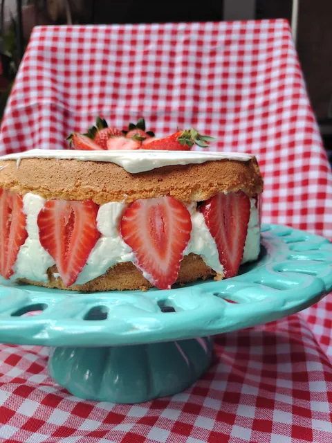 My strawberry cake 🍰