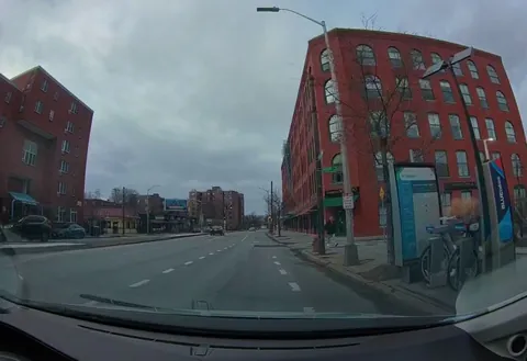4 cars, 1 red light [OC]