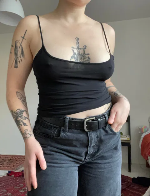 kann ich in dem outfit auf arbeit? (f)