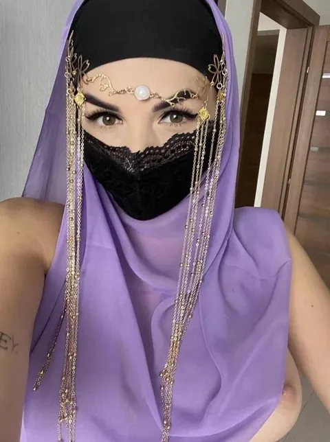 Can you fuck this Arab girl?