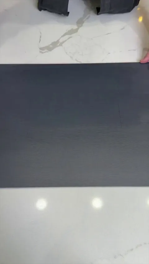 Artwork made of pencil.