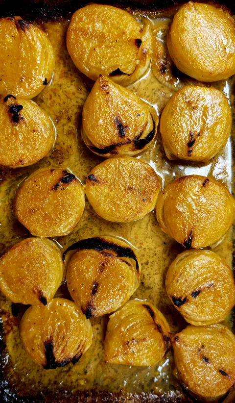 [Homemade] Miso Butter Roasted Onions 