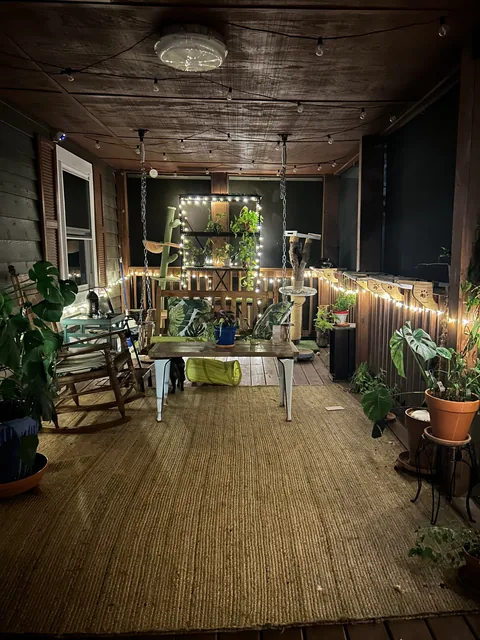 I’m often told my catio is a cozy place (swipe for nighttime pic).