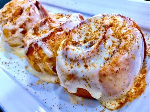 [homemade] cinnamon rolls