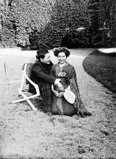 Some photos of people smiling and having fun during the Victorian Era (late 1800s)
