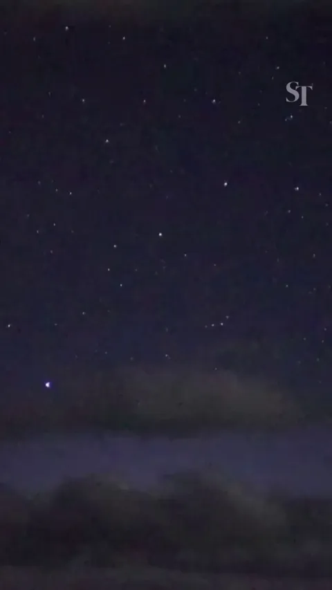 A rare red lightning storm captured in Tibet