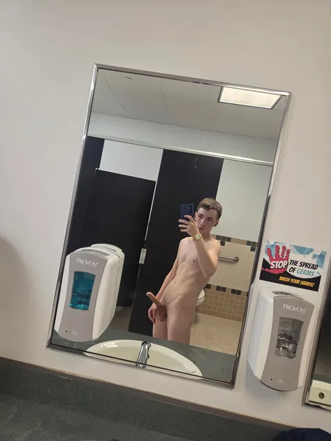 Risky college bathroom pics