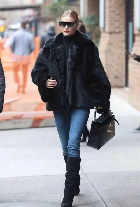 Are skinny jeans tucked into tall boots unfashionable?