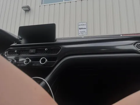 Park your car in my garage [F]