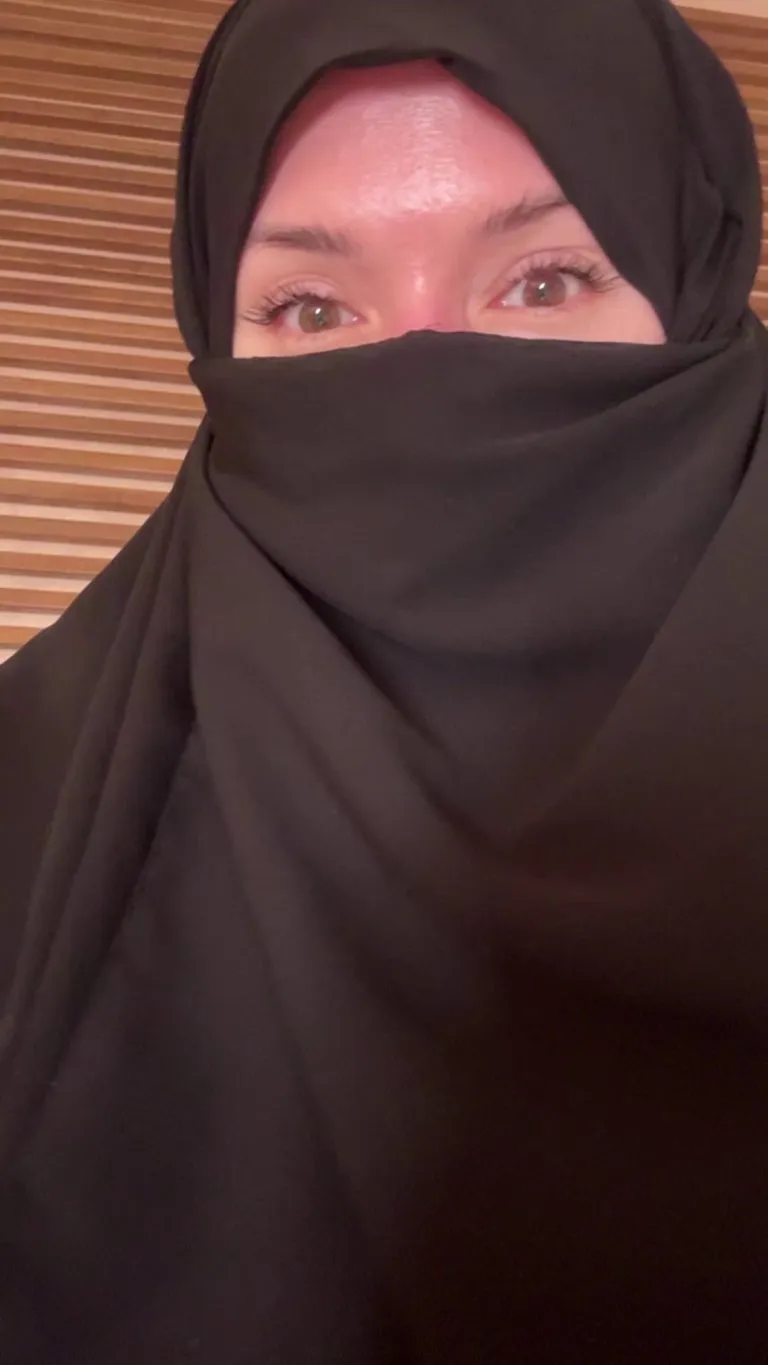 I can no longer hide my desires for your face