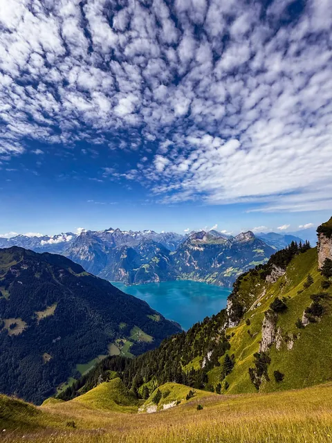 2 weeks hiking &amp; summer skiing in Switzerland August 2025 - Lauterbrunnen, Grindelwald, Thun, Zermatt, Lucerne