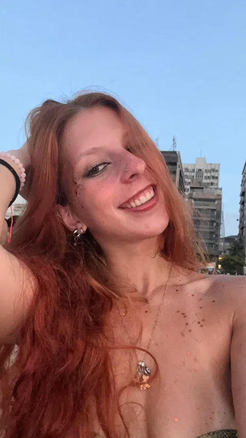 19F roast me (I’m a little nervous but I can handle it :’) )