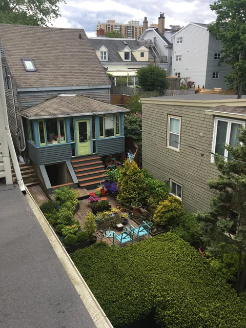 Someone in /r/gardening described my neighbour’s yard as “so cozy it hurts” so I figured you’d like it.