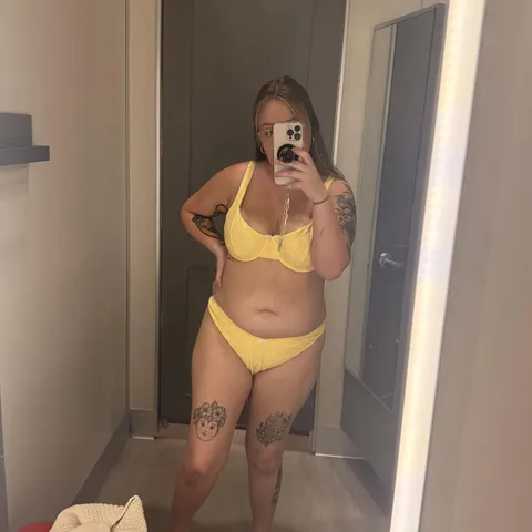 Am i your type? 😋💛🍌