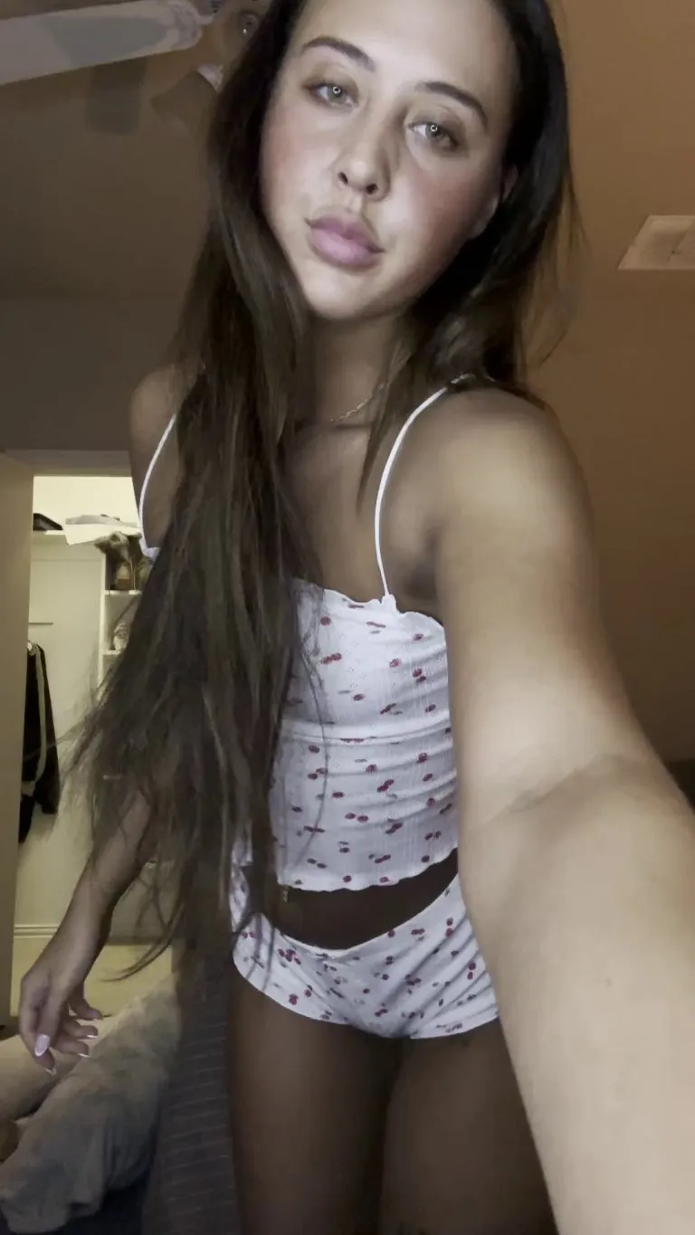 showing off what everyone wants to see ;)