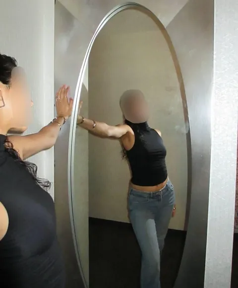 27F4M - Long Beach Latina looking for 8in+ bbc to cuck my bf