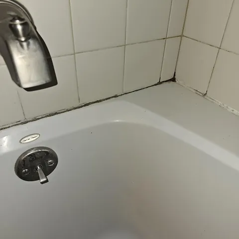 Tub caulking