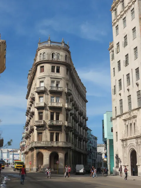 La Habana, Barrio Chino [OC] [3000x4000]