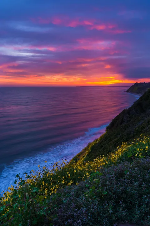 Santa Barbara Coast, California [2000x3000] [OC]