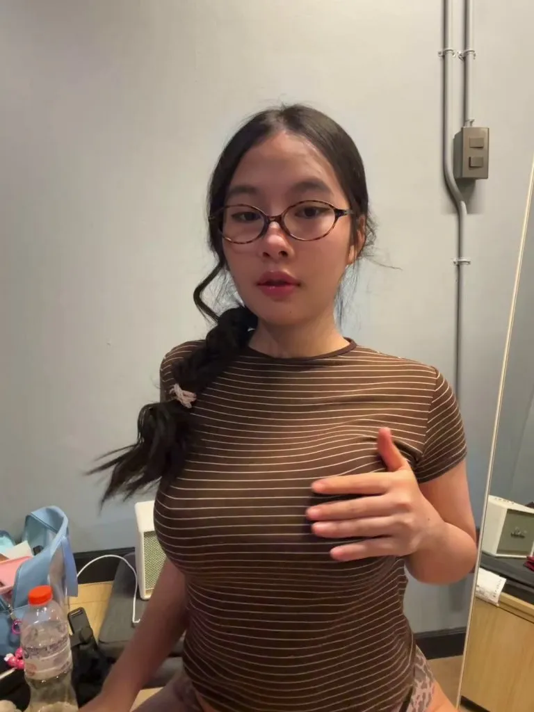 If I randomly pulled these out in front of you, what would you do? [Drop]